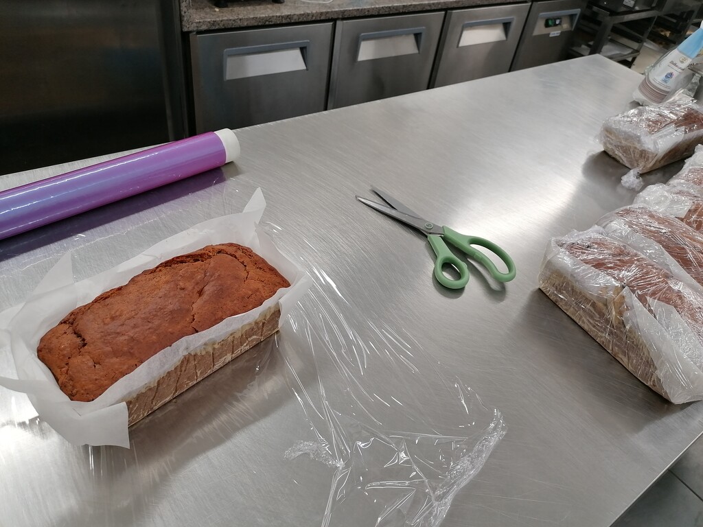 preparing banana bread by zardz