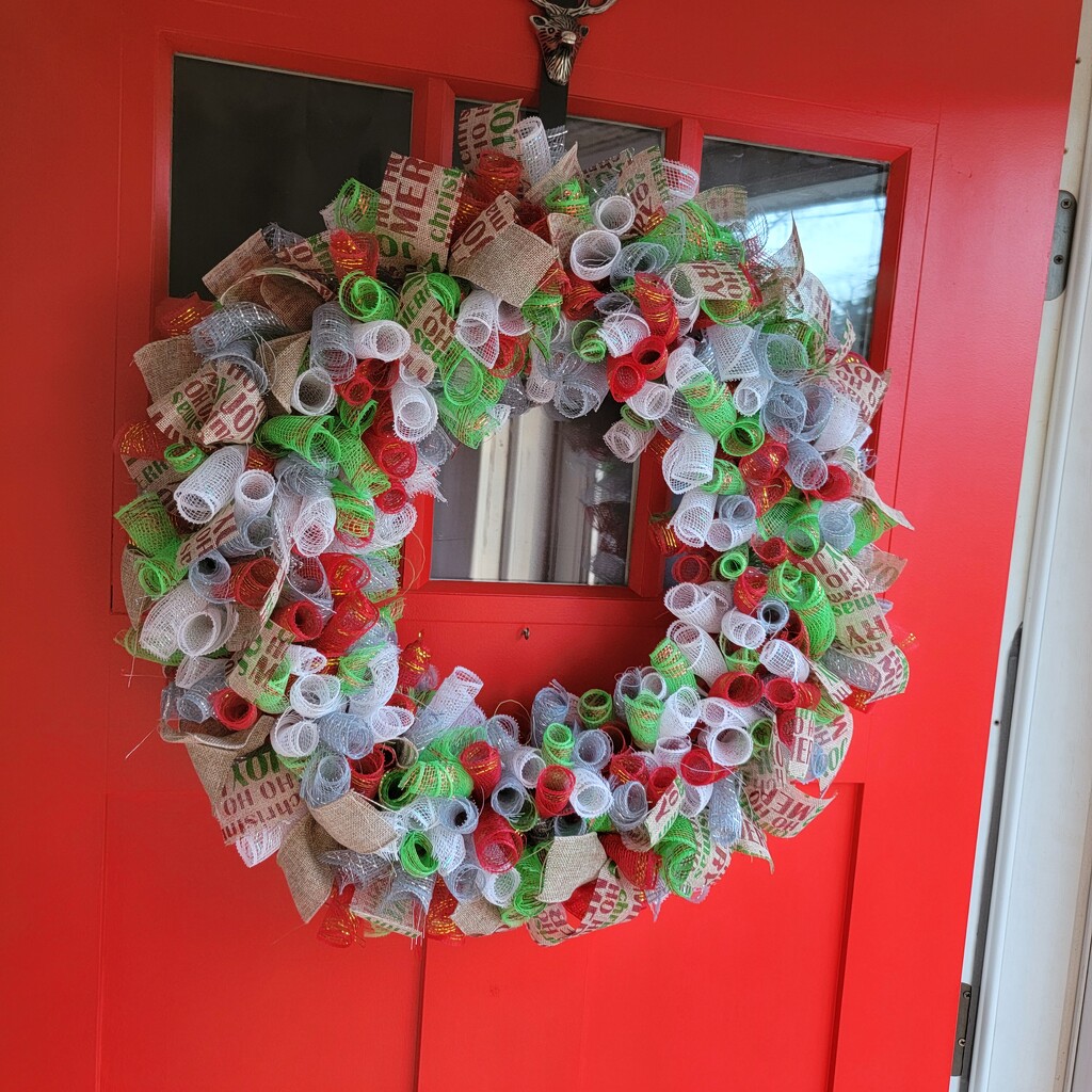 Finished Wreath by shesays