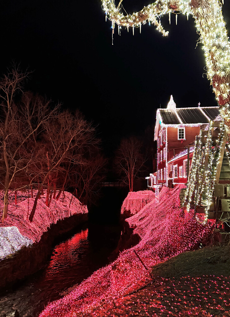 The Clifton Mill Holiday Lights by yogiw