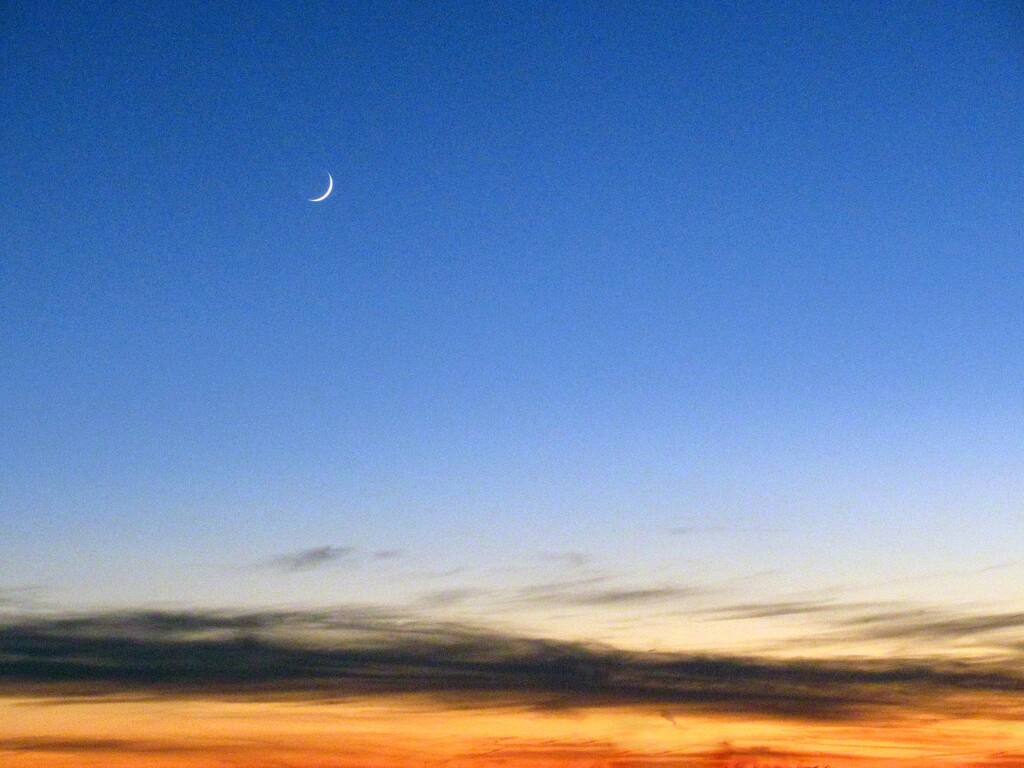 When the Moon Meets the Sunset by granagringa