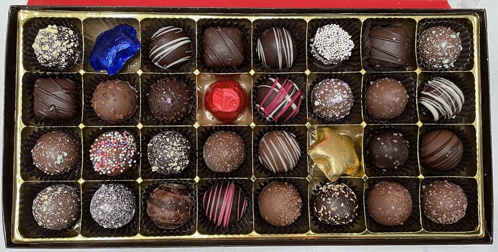 A box of chocolates by pattytran