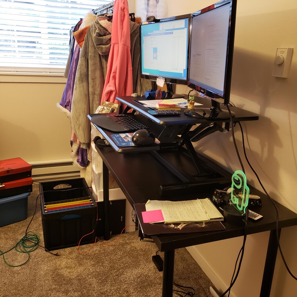 Desk setup by labpotter
