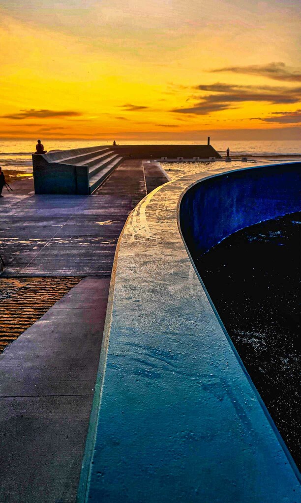 Newcastle ocean baths sunrise by imagesbytracey