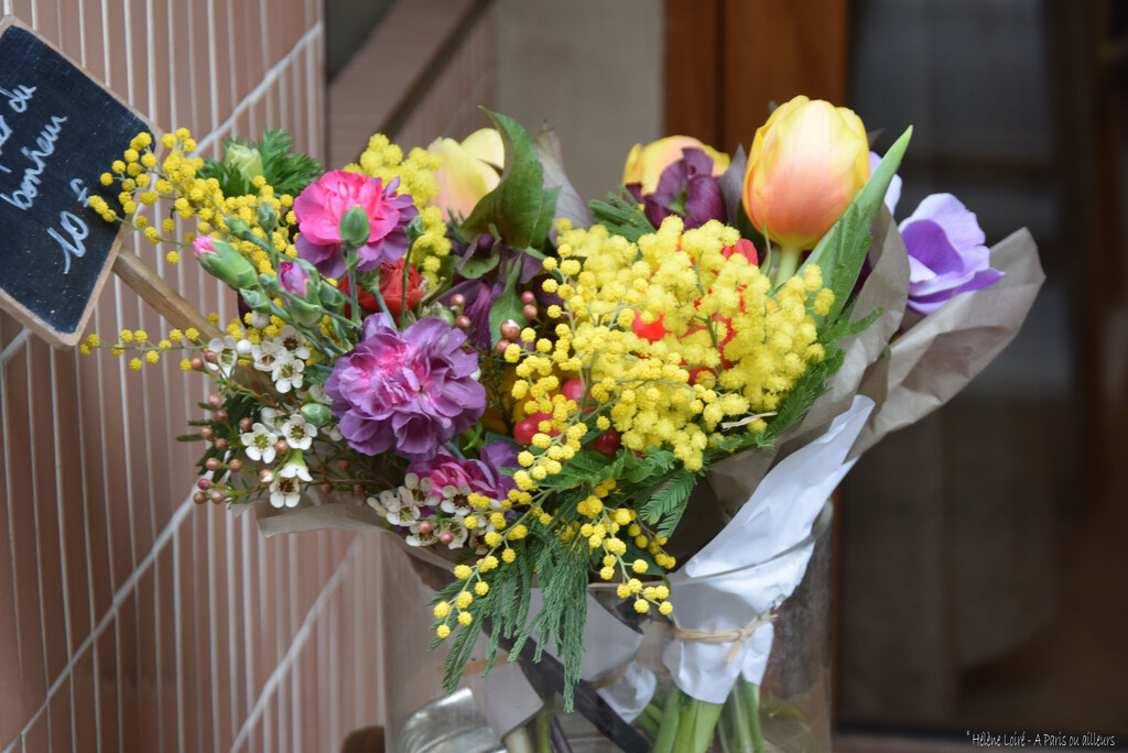 Happiness bouquet: 10€ by parisouailleurs