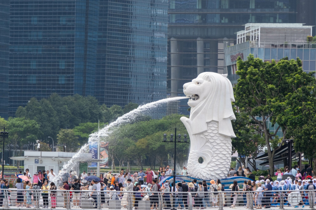 Merlion - Singapore by lumpiniman