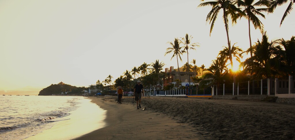 Los Ayala morning by jerzyfotos