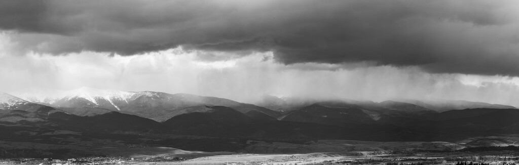 Storm over the Rila mountains by onebyone