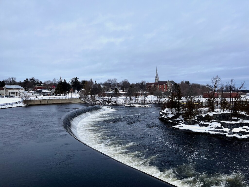 The Weir by sunnygreenwood