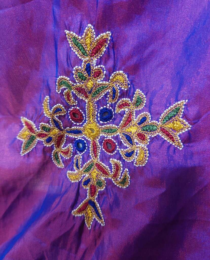 Indian embroidery  by busylady