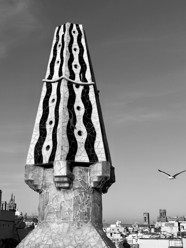 A Gaudi chimney  by wakelys