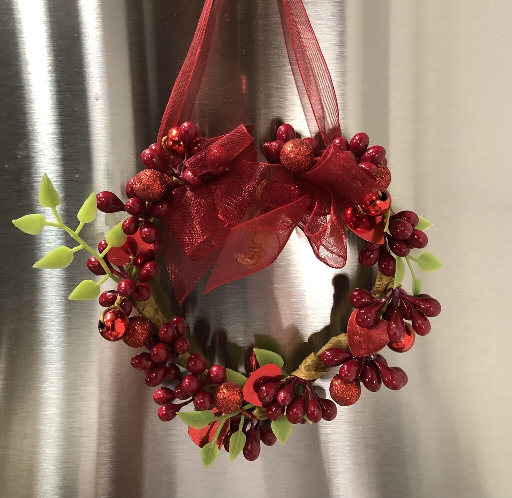 Heart Wreath by loweygrace