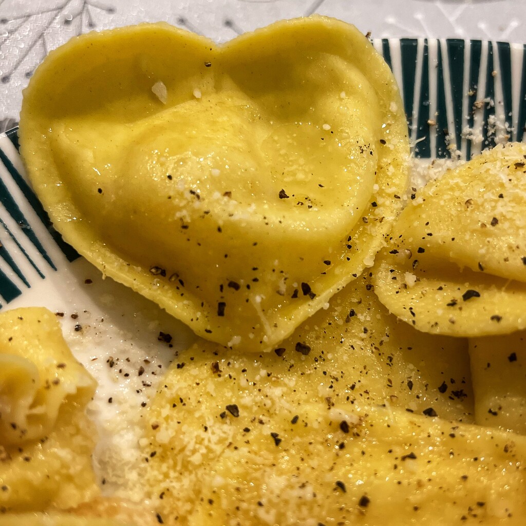 Valentine pasta by gaillambert