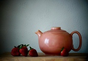 14th Feb 2024 - teapot&strawberries