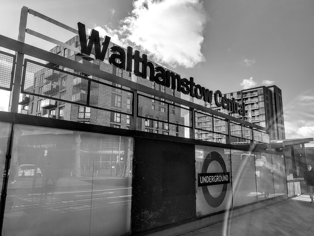 Walthamstow Central  by boxplayer
