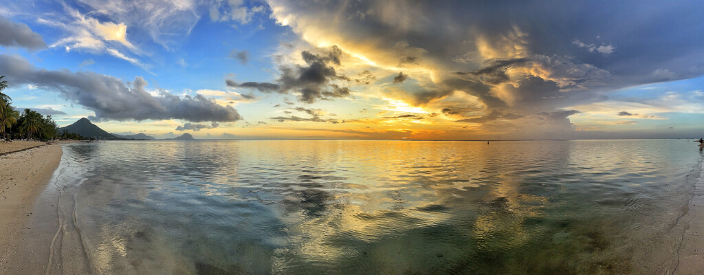 Sunset pano.  by cocobella