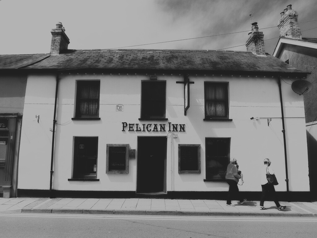 Pelican Inn  by ajisaac