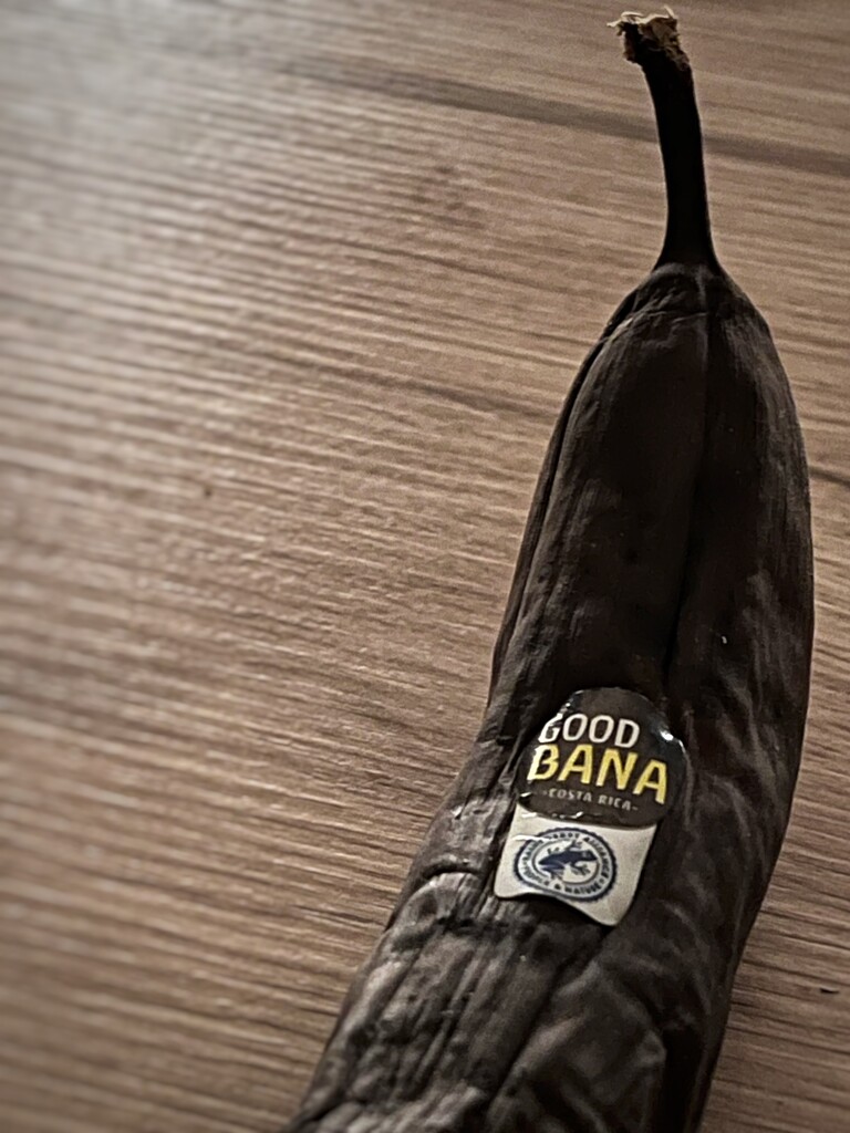 Bad banana by gaillambert