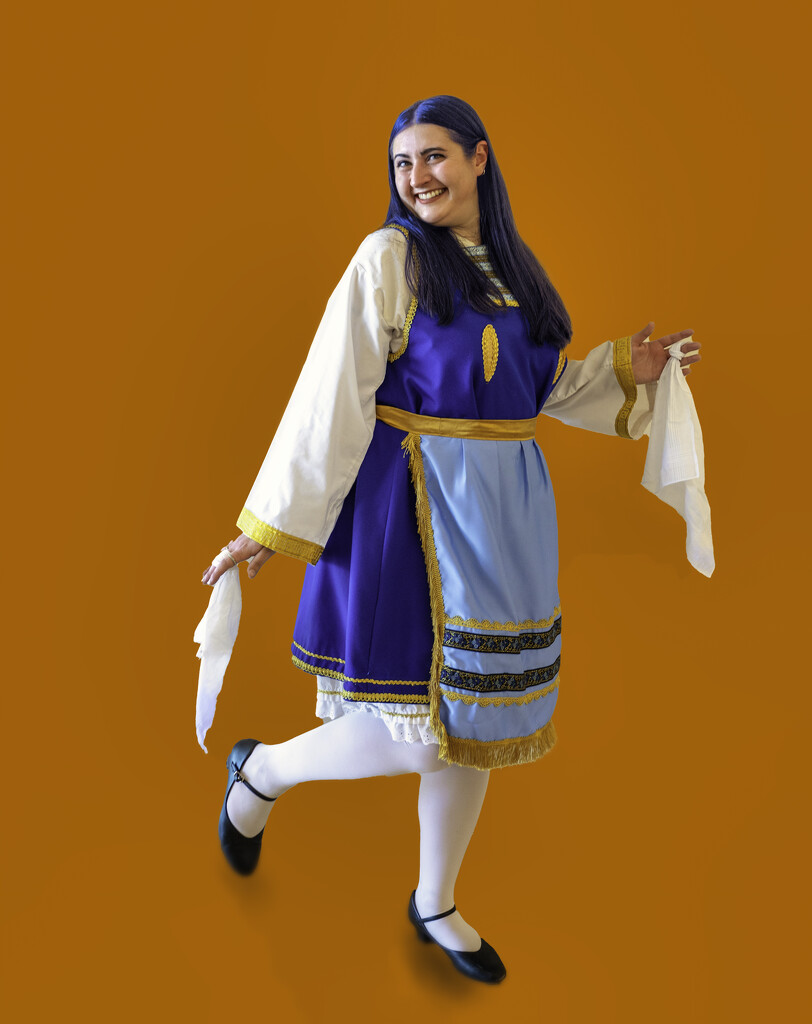 Greek dancer  by myhrhelper