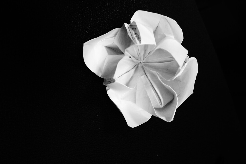 origami flower by anniesue