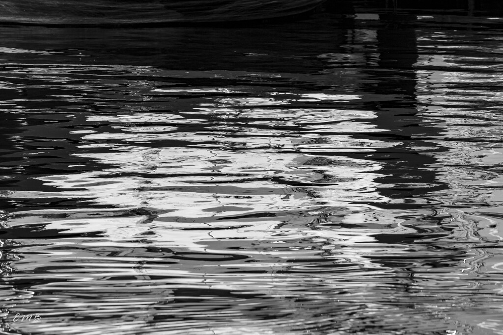  Contrast marina reflection by theredcamera