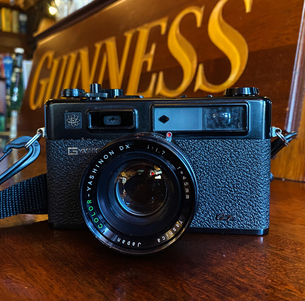 1972 Yashica electro 35 GT by jeffro