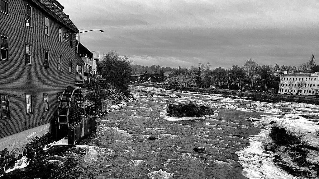 The Mill Wheel by rickaubin