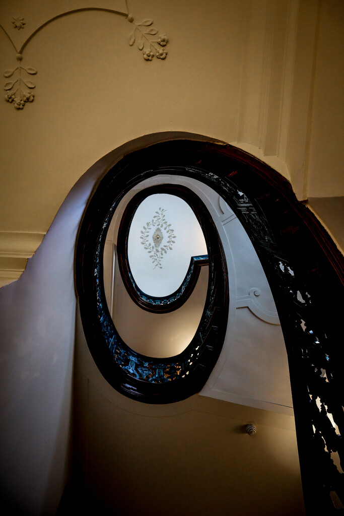 Staircase Huis Vasari, Amsterdam by ankers70
