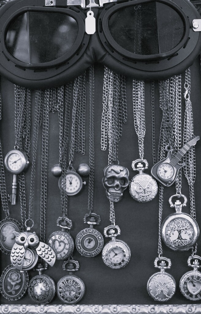 Clock Works by photohoot