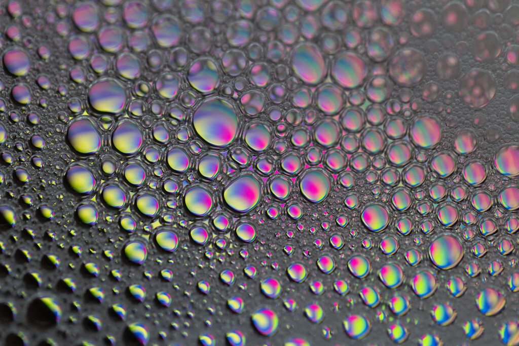Psychedelic bubbles by feedesforges