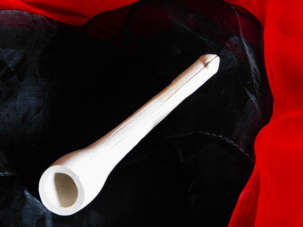 Clay pipe by 365anne