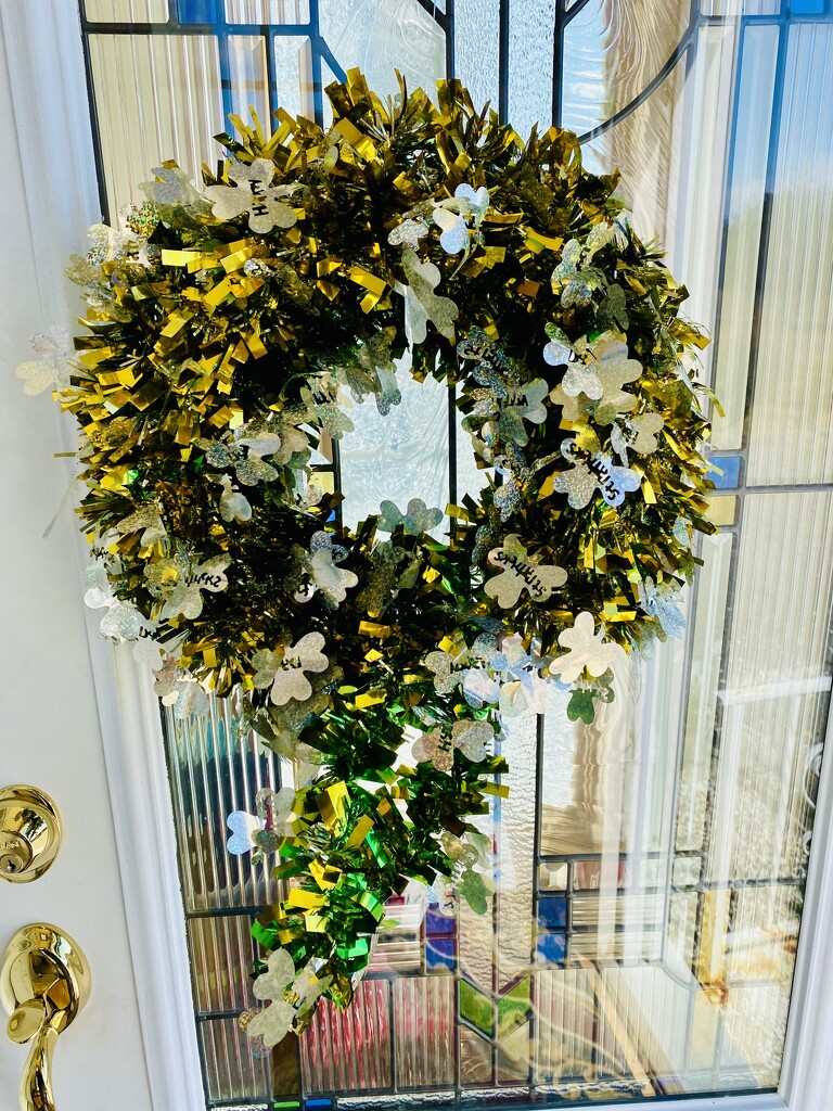 Falling apart wreath by mtb24