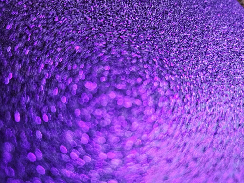 Purple sparkles by edorreandresen