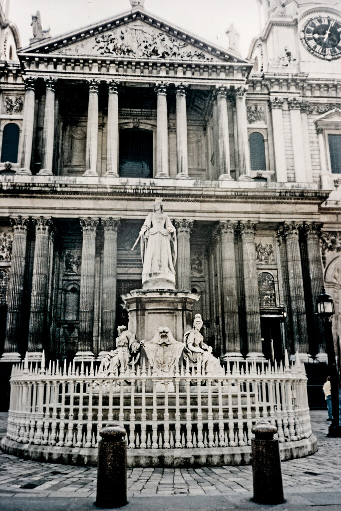 St Paul's Cathedral by 365projectorgchristine