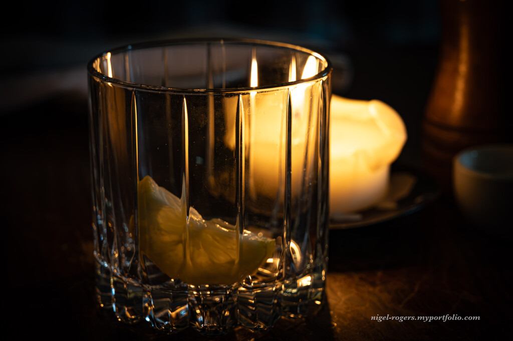The empty glass by nigelrogers