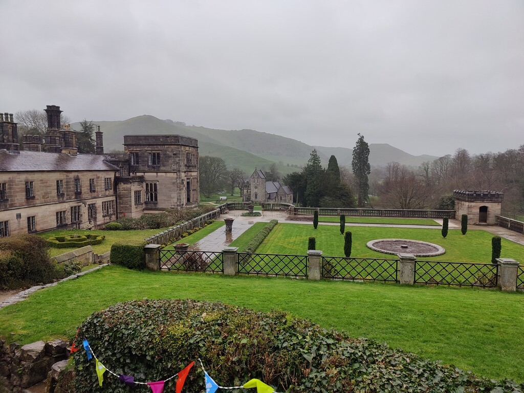 A rainy day at Ilam by roachling