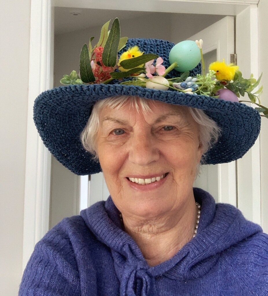 Easter bonnet by happypat