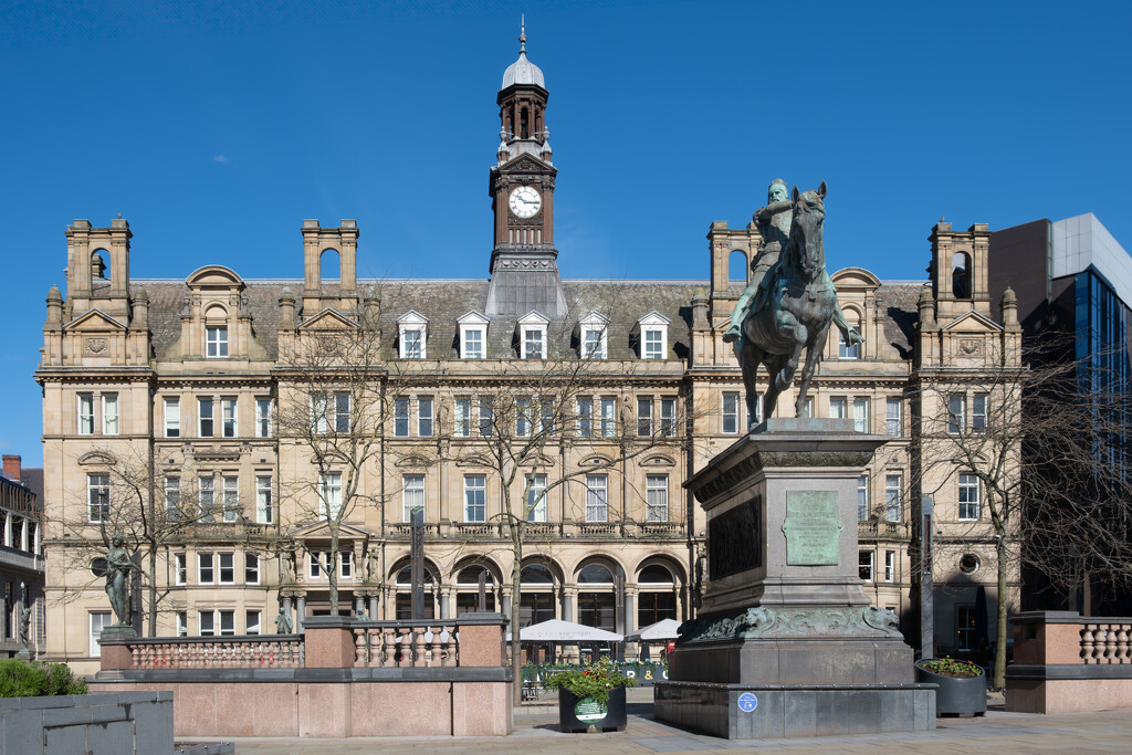 The Black Prince at City Square, Leeds by lumpiniman