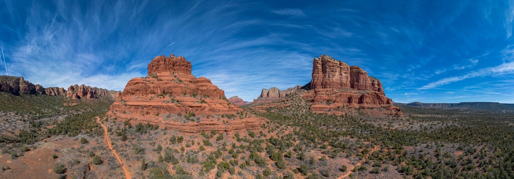 Bell Rock and Courthouse Butte by mdaskin