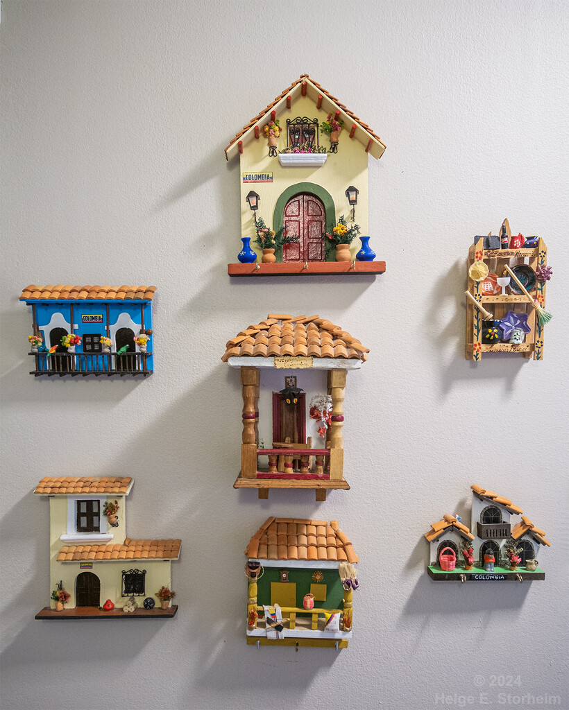 Claudia's collection of Colombian houses :-) by helstor365