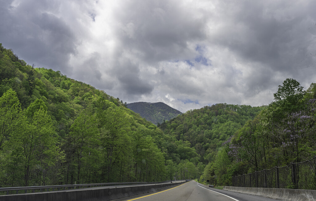 Driving Home - Smoky Mountains by myhrhelper