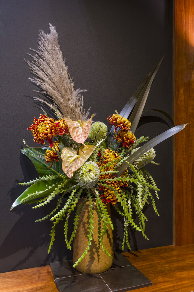 Floral Arrangement by briaan