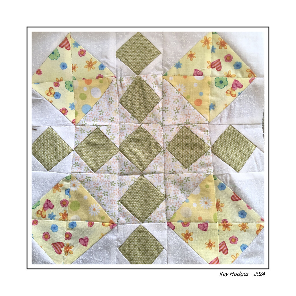 Green & Yellow Quilt Blovk by kbird61