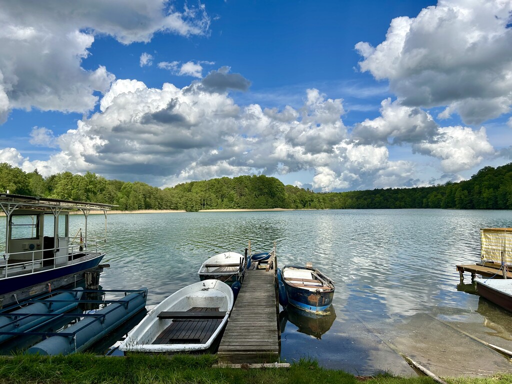 Liepnitz Lake  by kareenking