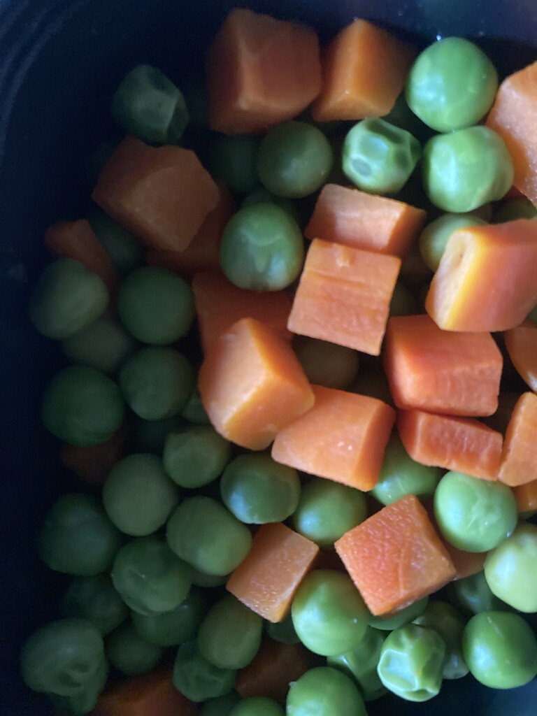 Half Peas, Half Carrots by spanishliz