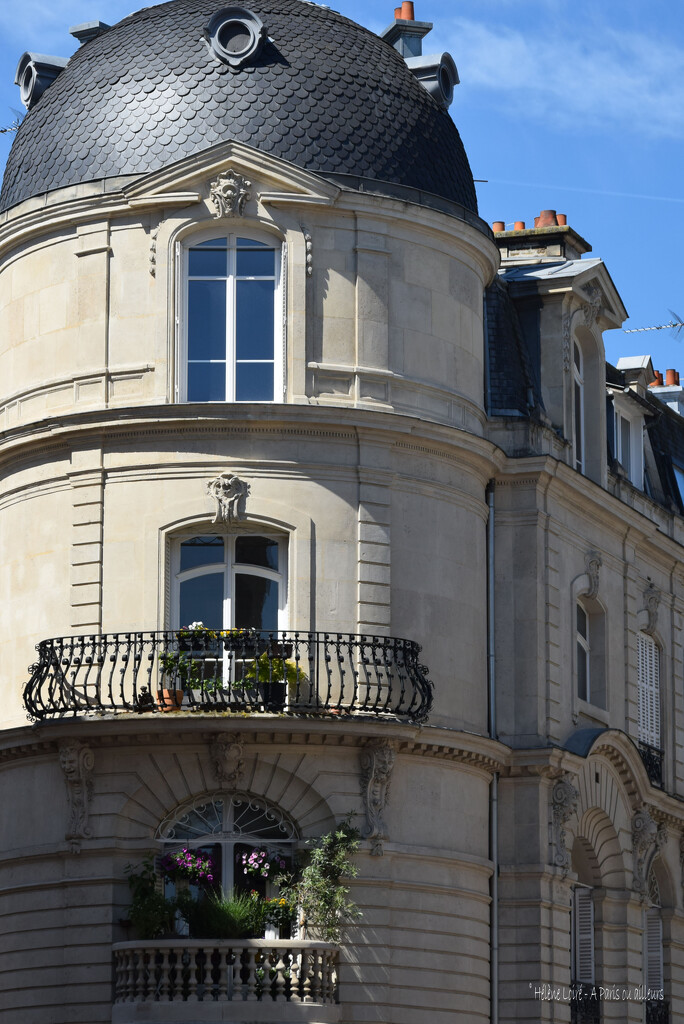 Balconies by parisouailleurs