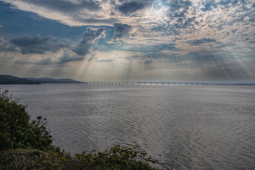 The Tay Railway Bridge can just be seen in the distance. by billdavidson