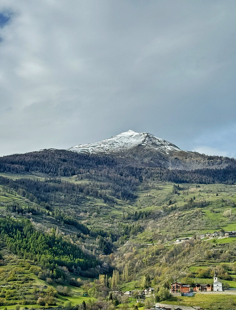 Snow on the top.  by cocobella