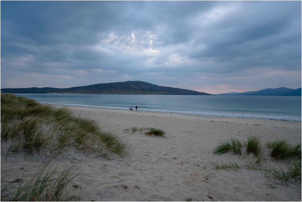Luskentyre late at night by clifford