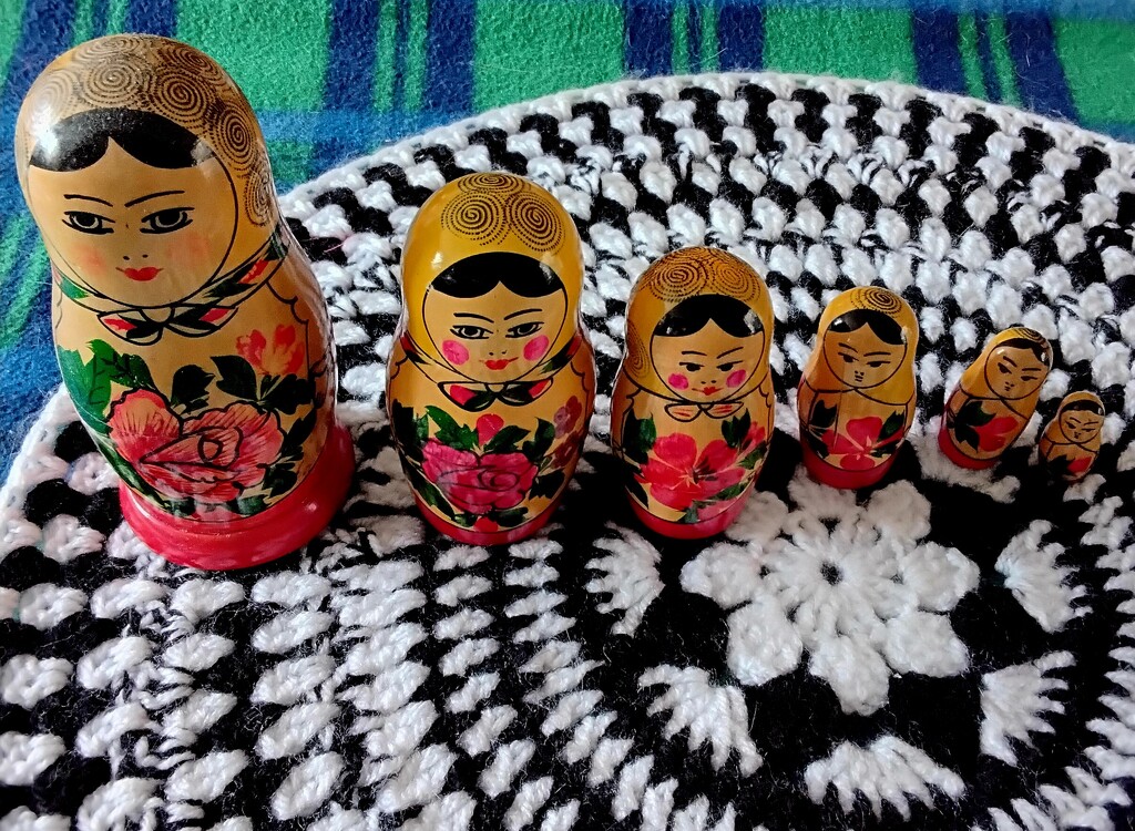 Chinese Dolls. by grace55