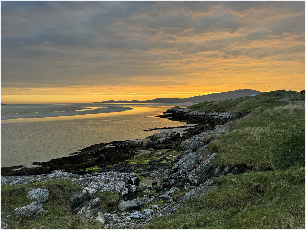 Sun setting at Luskentyre by clifford